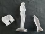 Gesatineerd glas Madonna olifantje en art deco vrouwfiguur, Antiek en Kunst, Ophalen of Verzenden
