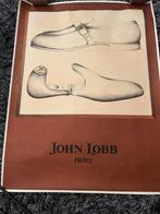 John Lobb Paris poster 68x90cm jaren 80 mode schoenen, Ophalen of Verzenden, Zo goed als nieuw, A1 t/m A3, Overige onderwerpen