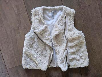 Schapen bodywarmer gebroken wit Persival mt 134, 140, 146 beschikbaar voor biedingen