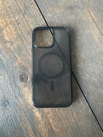 Spigen Ultra Hybrid T MagFit Case voor iPhone 16 Pro Max beschikbaar voor biedingen
