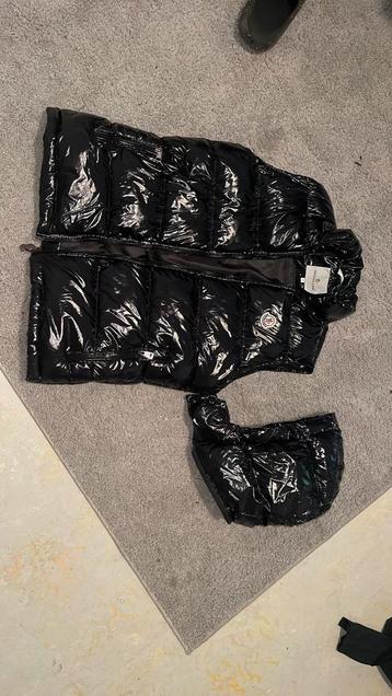 Moncler bodywarmer beschikbaar voor biedingen