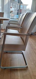 4 Eetkamer stoelen + 2 gratis. (H&H), Huis en Inrichting, Stoelen, Ophalen, Gebruikt, Vijf, Zes of meer stoelen