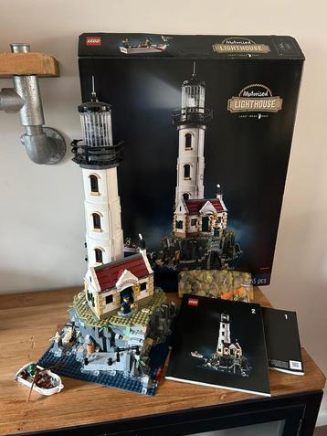 LEGO Ideas 21335 Gemotoriseerde vuurtoren beschikbaar voor biedingen