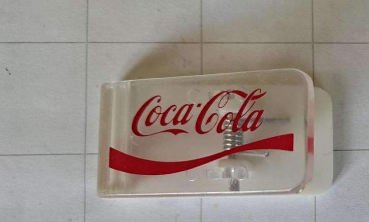 Coca-Cola Papierclip voor wandbevestiging, Verzamelen, Merken en Reclamevoorwerpen, Gebruikt, Gebruiksvoorwerp, Ophalen of Verzenden
