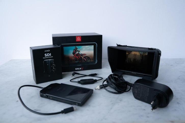 Atomos Ninja V 5 inch monitor + SDI adapter + 1TB SSD, Audio, Tv en Foto, Professionele Audio-, Tv- en Video-apparatuur, Zo goed als nieuw