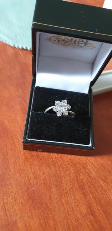 Vintage zilveren ring keurmerk  HD 925 beschikbaar voor biedingen