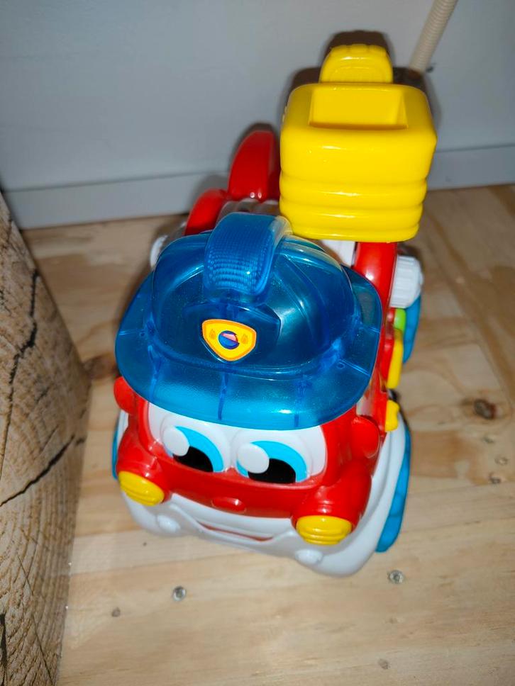 Clementoni Brandweerauto met Licht & Geluid, Kinderen en Baby's, Speelgoed | Babyspeelgoed, Zo goed als nieuw, Auto, Met licht
