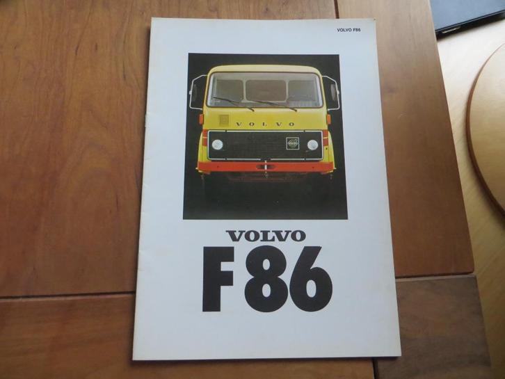 NL folder Volvo F 86 vrachtwagens en trekkers ca 1975, Boeken, Auto's | Folders en Tijdschriften, Zo goed als nieuw, Volvo, Ophalen of Verzenden