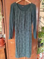 Groene NO GU jurk met lange mouwen, Kleding | Dames, Maat 38/40 (M), Zo goed als nieuw, Knielengte, Groen