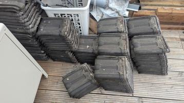 Dakpannen Kruis dakpannen Gebr.Laumans&C (tegelen) 160 stuks beschikbaar voor biedingen