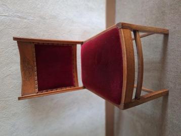 4 Antieke eikenhouten stoelen beschikbaar voor biedingen