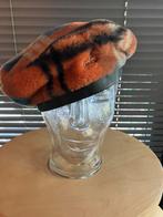 Kangol Faux Fur Beret, NIEUW L/XL 2 kanten draagbaar. Nieuw, Kleding | Dames, Hoeden en Petten, Kangol, Ophalen of Verzenden, Nieuw