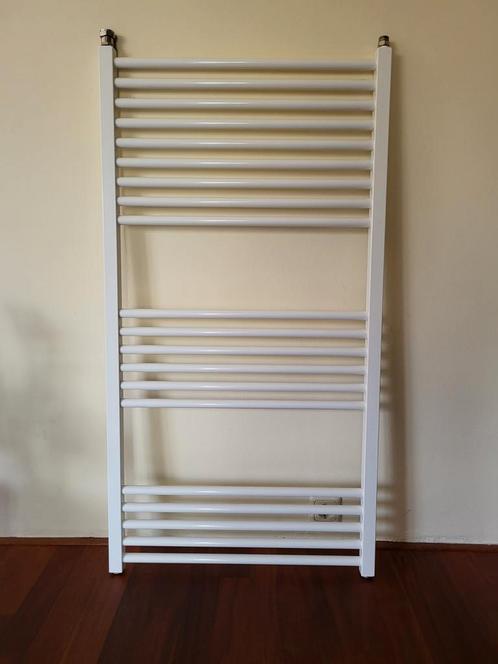 Badkamer radiator, Doe-het-zelf en Verbouw, Verwarming en Radiatoren, Radiator, 800 watt of meer, 80 cm of meer, Ophalen of Verzenden
