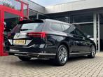 Volkswagen Passat Variant 1.5 TSI 150PK AUT. *!* 2X R-LINE *, Auto's, Volkswagen, Te koop, Benzine, Emergency brake assist, 73 €/maand