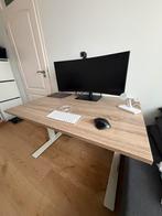 Adjustable office desk 120x80cm good quality non Ikea sturdy, Huis en Inrichting, Ophalen, Zo goed als nieuw