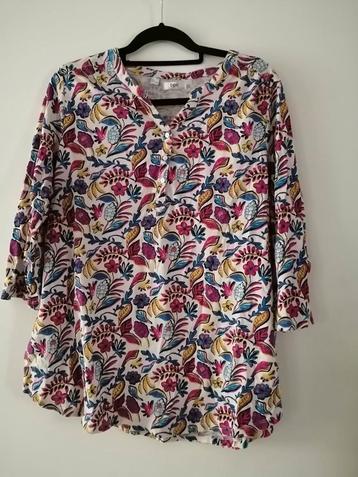 Fleurige gebloemd tuniek maat 44 46  beschikbaar voor biedingen