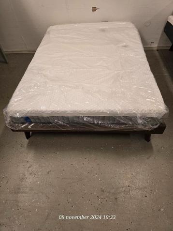 Emma Body Adapt Hybrid 140x200x27 cm Nieuw Uitgerold  beschikbaar voor biedingen