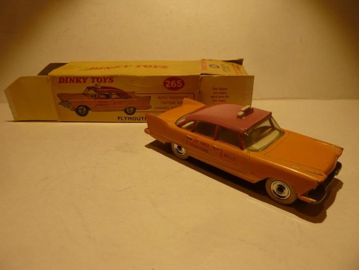DINKY TOYS:  265 >>>> PLYMOUTH U.S.A. TAXI + org. DOOSJE, Hobby en Vrije tijd, Modelauto's | 1:43, Gebruikt, Auto, Dinky Toys