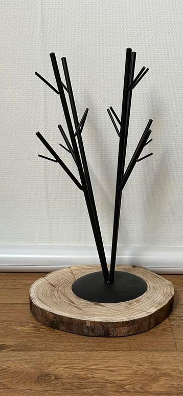 Kerstboom alternatief zwart beschikbaar voor biedingen