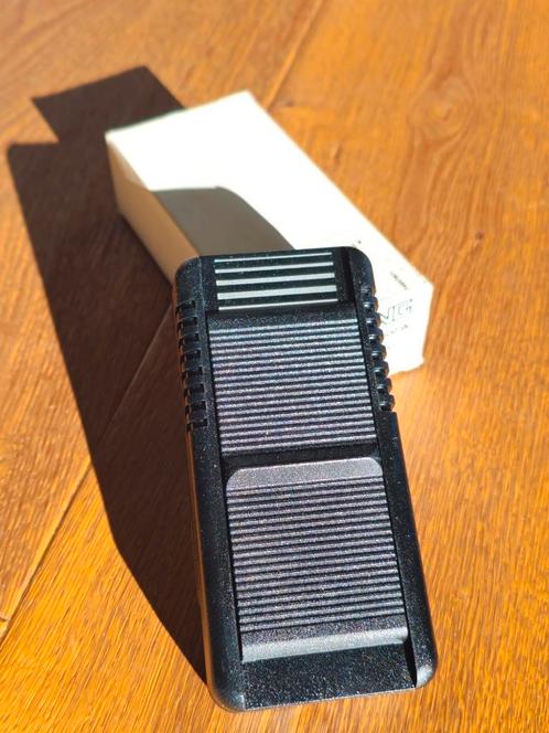 Jung 245z snoerdimmer, Hobby en Vrije tijd, Elektronica-componenten, Nieuw, Ophalen of Verzenden