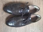 Veterschoen lakleer donkerblauw maat 41 zgan, Schoenen met lage hakken, Blauw, Ophalen of Verzenden, Zo goed als nieuw