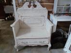 wit brocante kinderbankje, Ophalen