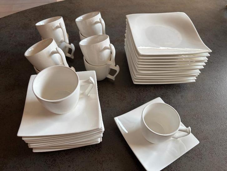 MAXWELL & WILLIAMS WHITE BASIC MOTION SERVIES, Huis en Inrichting, Keuken | Servies, Gebruikt, Bord(en), Overige stijlen, Porselein