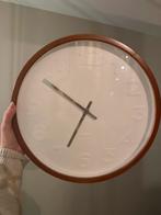 Karlsson Klok - Blinddruk Letters - Zo Goed Als Nieuw, Ophalen of Verzenden, Zo goed als nieuw, Analoog, Wandklok