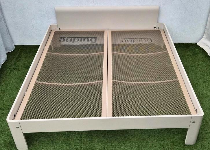 Auping Auronde Bed 180x200cm
41,5cm Hoog met Hoofdbord, Huis en Inrichting, Slaapkamer | Beddengoed, Gebruikt, Tweepersoons, Wit