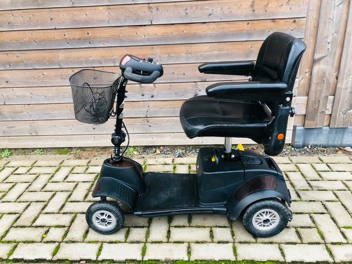 Opvouwbare inklapbare scootmobiel demontabel 4wiel, Diversen, Brommobielen en Scootmobielen, Zo goed als nieuw, Pride, 15 km of minder