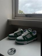 Louis Vuitton Sneakers Green, Ophalen of Verzenden, Zo goed als nieuw