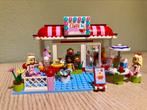Lego Friends: City Park Cafe & Stefanie’s buitenkeuken, Kinderen en Baby's, Ophalen of Verzenden, Zo goed als nieuw