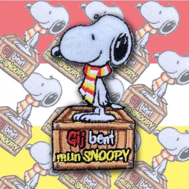 Fluffy Snoopy Embleem Oeteldonk Carnaval, Kleding | Dames, Carnavalskleding en Feestkleding, Nieuw, Accessoires, Carnaval, Maat 36 (S)