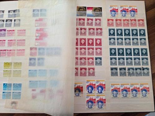 Postzegelverzameling, Postzegels en Munten, Postzegels | Volle albums en Verzamelingen, Nederland en Buitenland, Ophalen of Verzenden