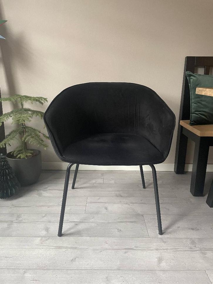Eetkamerstoelen Karwei zwart velvet, Huis en Inrichting, Stoelen, Gebruikt, Vier, Metaal, Stof, Zwart, Ophalen