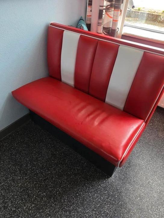Diner bank fifties, Huis en Inrichting, Banken | Sofa's en Chaises Longues, Gebruikt, Tweepersoons, Minder dan 150 cm, Ophalen