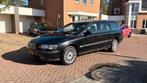 Volvo V70 2.4 T AWD 2002 Zwart, Auto's, Voorwielaandrijving, 1800 kg, Beige, Zwart
