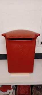 Antieke ptt brievenbus, Ophalen