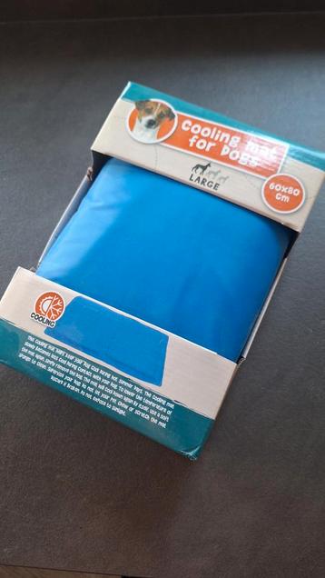 Cooling mat for dogs beschikbaar voor biedingen