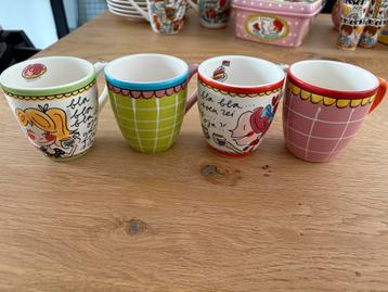 Blond Amsterdam servies beschikbaar voor biedingen