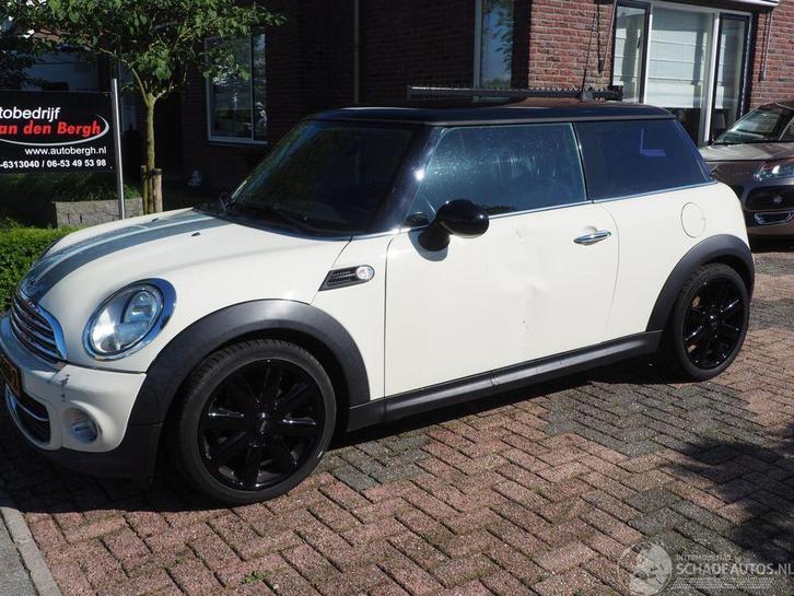 MINI Mini 1.6 Cooper 10 Years II (bj 2011), Auto diversen, Schadeauto's, Mini, Handgeschakeld, Benzine, Hatchback