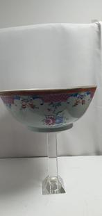 Chinees 18de eeuws kom 23.5 cm, Antiek en Kunst, Ophalen of Verzenden