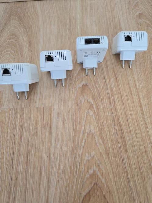 devolo 500 WFi, Computers en Software, Powerlines, Gebruikt, Ophalen of Verzenden
