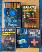 5x Robert Ludlum boeken. Bieden mag op 1 of meerdere of alle, Gelezen, Ophalen of Verzenden