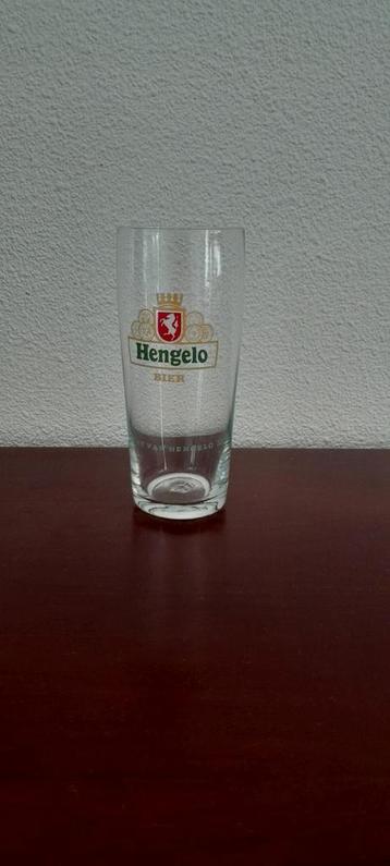 Bierglas Hengelo bier  40 jaar oud beschikbaar voor biedingen