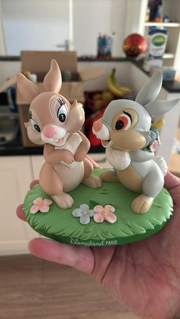 Disney stampertje & bunny beeldje beschikbaar voor biedingen