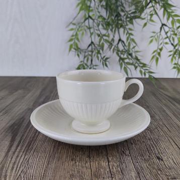 Wedgwood Edme Theekop & Schotel beschikbaar voor biedingen