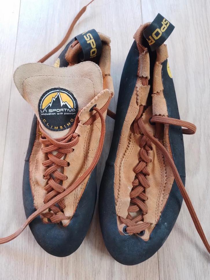 La Sportiva Klimschoenen Maat 40, Sport en Fitness, Bergsport en Wandelen, Gebruikt, Schoenen, Ophalen of Verzenden