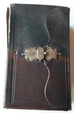 Antieke bijbel met gouden slotje uit 1867, Antiek en Kunst, Antiek | Boeken en Bijbels, Ophalen of Verzenden