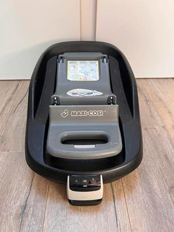 Maxi-Cosi Familyfix Isofix Base beschikbaar voor biedingen